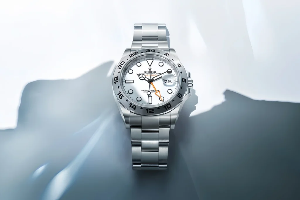 imgi 99 professional watches explorer collection navigation m226570 0001 2409jva 001
