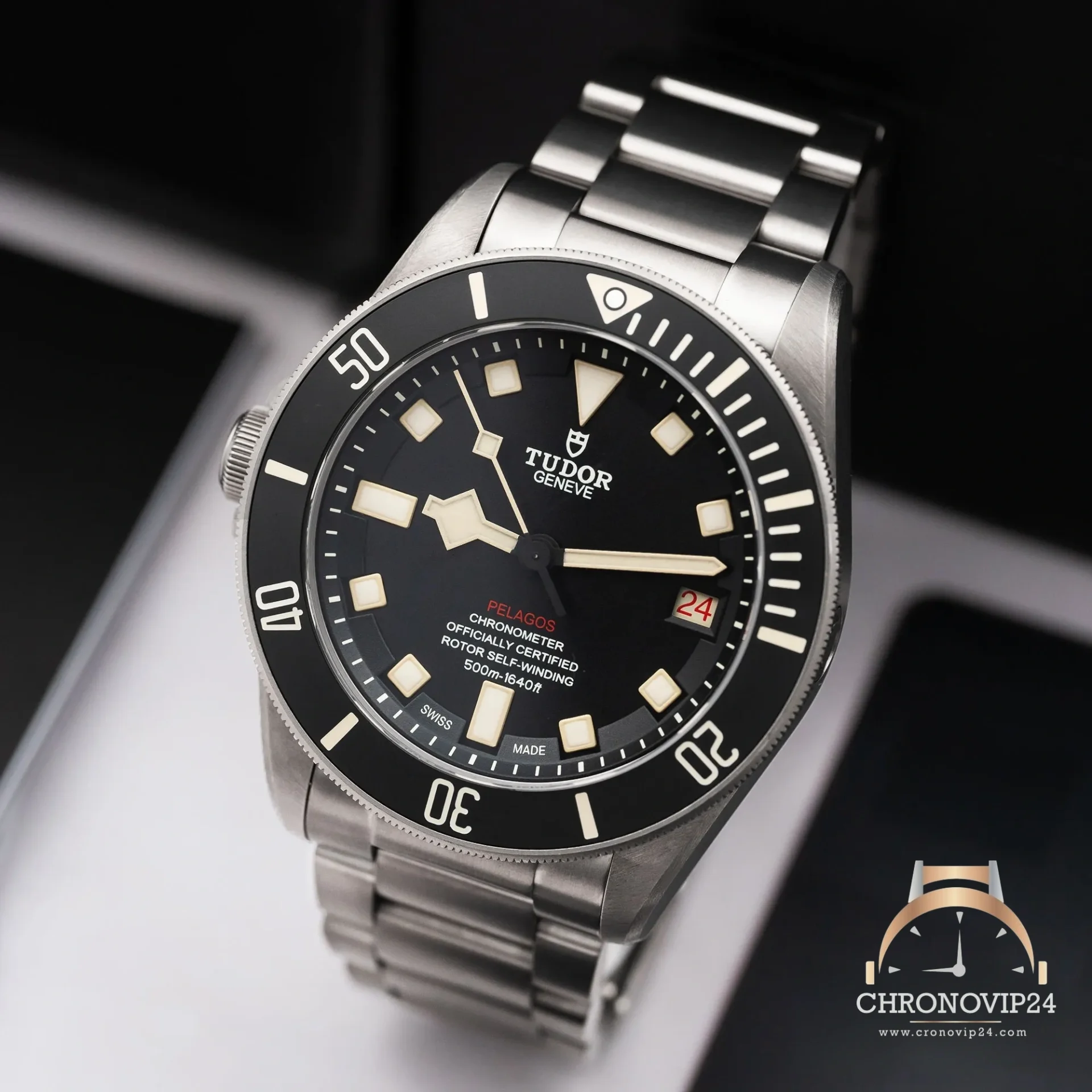 CleanFactory TUDOR PELAGOS LHD 25610TNL 42mm Quadrante Nero 'Fiocco di Neve' in Titanio e Acciaio 2 CleanFactory TUDOR PELAGOS LHD 25610TNL 42mm Quadrante Nero 'Fiocco di Neve' in Titanio e Acciaio - immagine 2