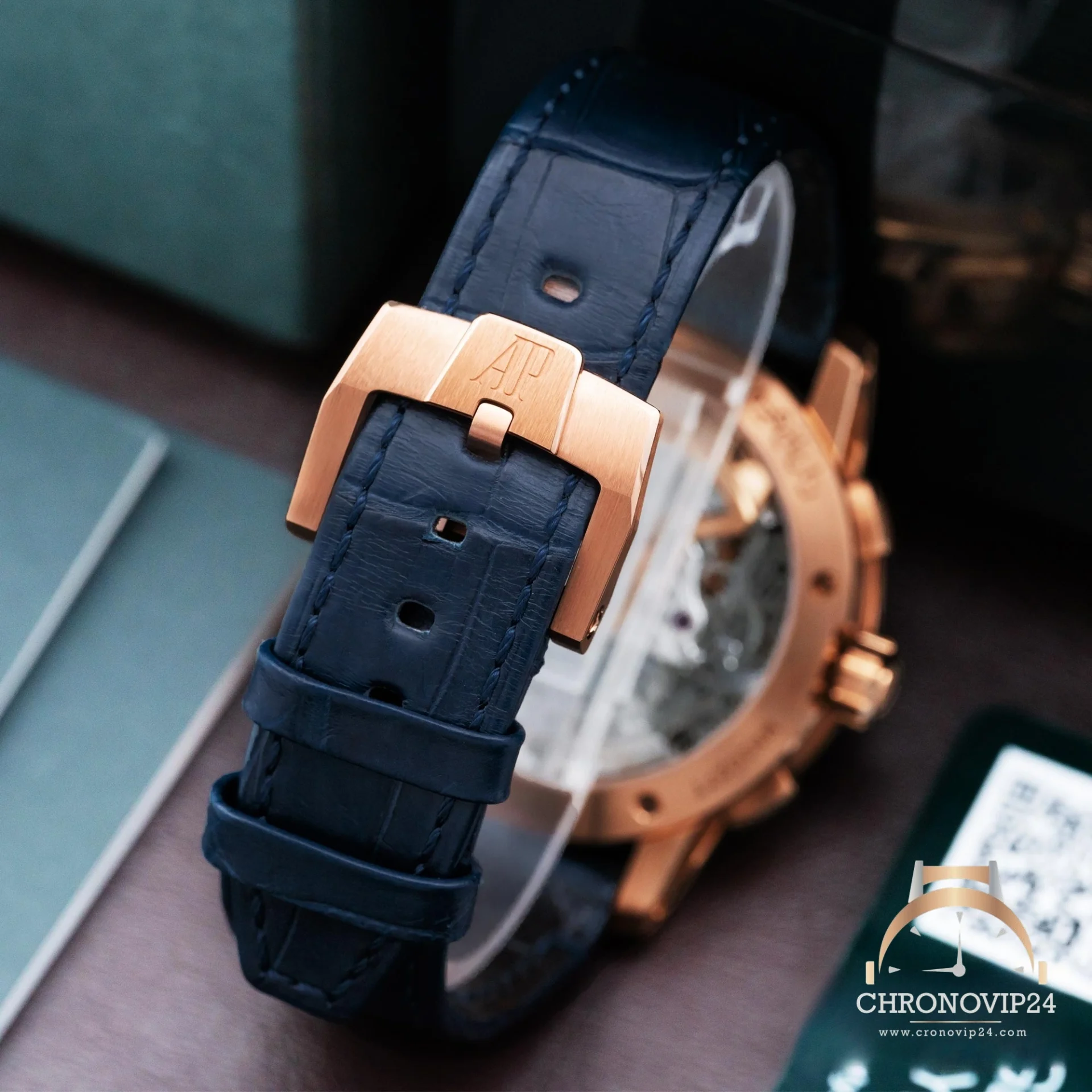 CleanFactory AUDEMARS PIGUET CODE 11.59 26393OR.OO.A028CR.01 Oro Rosa 18ct 41mm Quadrante Blu Fumé Laccato Effetto Raggio di Sole 5 CleanFactory AUDEMARS PIGUET CODE 11.59 26393OR.OO.A028CR.01 Oro Rosa 18ct 41mm Quadrante Blu Fumé Laccato Effetto Raggio di Sole - immagine 5